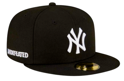 New York Yankees New Era x Undefeated 59FIFTY Fitted Hat - Black
