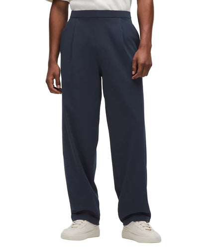 Men's Daydrift Relaxed-Fit Pleated Trouser Regular True Navy