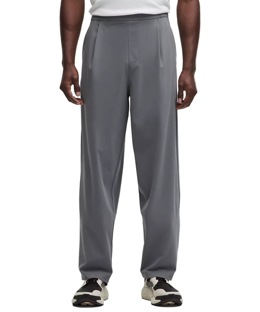 Men's Daydrift Relaxed-Fit Pleated Trouser Regular Solar Grey
