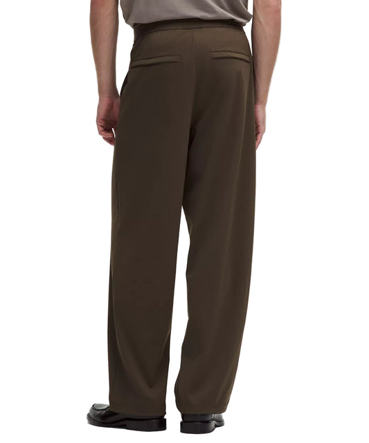 Men's Daydrift Relaxed-Fit Pleated Trouser Regular Olive Brown