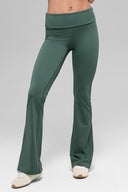 ALO Softsculpt Foldover Flare Legging (Short) Clover Green