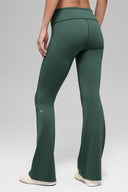 ALO Softsculpt Foldover Flare Legging (Short) Clover Green