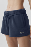 Accolade Short Navy