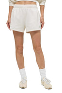 Accolade Short Ivory - Unmatched Kicks - ALO