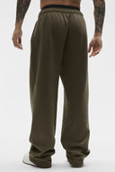 Accolade Straight Leg Sweatpant - Olive Tree - Unmatched Kicks - ALO