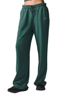 Accolade Straight Leg Sweatpant Winter Ivy - Unmatched Kicks - ALO