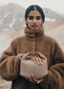 Béri - Taupe Grainé - Unmatched Kicks - Handbags