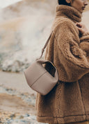 Béri - Taupe Grainé - Unmatched Kicks - Handbags