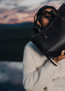 Cyme Mini - Noir Grainé Coutures Écrues - Unmatched Kicks - Handbags