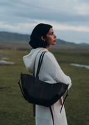 Cyme Mini - Noir Grainé Coutures Écrues - Unmatched Kicks - Handbags