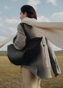 Cyme - Noir Grainé Coutures Écrues - Unmatched Kicks - Handbags