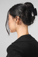 Effortless Claw Clip - Black - Unmatched Kicks - ALO