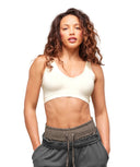 Everyday Seamless Sports Bra Soft White - Unmatched Kicks - GYMSHARK