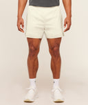 Evolve 5" Short slim fit Soft White - Unmatched Kicks - GYMSHARK