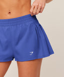 Flutter Woven Shorts regular Force Blue - Unmatched Kicks - GYMSHARK
