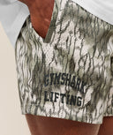 Lifting Mesh 5" Shorts regular Pebble Grey - Unmatched Kicks - GYMSHARK