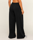 Lightweight Wide Leg Pant Short - Unmatched Kicks - GYMSHARK