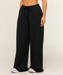 Lightweight Wide Leg Pant Short - Unmatched Kicks - GYMSHARK