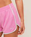 Soccer Shorts regular Focus Pink - Unmatched Kicks - GYMSHARK