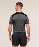 Sport T-Shirt slim fit Dark Grey/Black - Unmatched Kicks - GYMSHARK