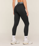 Waistband Logo Leggings regular Black - Unmatched Kicks - GYMSHARK