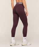 Waistband Logo Leggings regular Cherry Purple - Unmatched Kicks - GYMSHARK