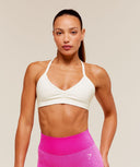 Washed Minimal Sports Bra light support Soft White/Wash - Unmatched Kicks-GYMSHARK